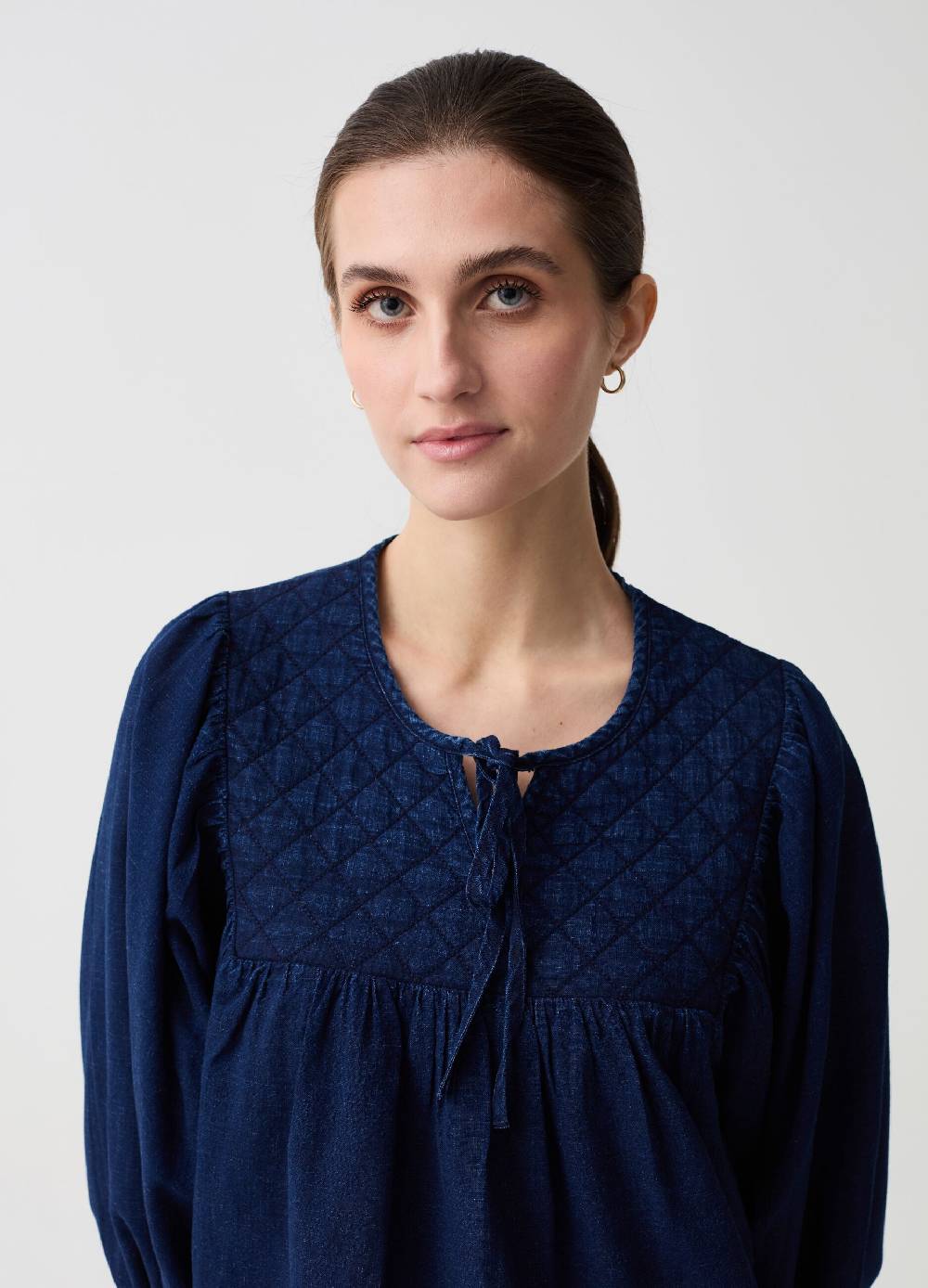 Ovs Blusa in denim con ricamo a rombi 50% di sconto per tempo limitato