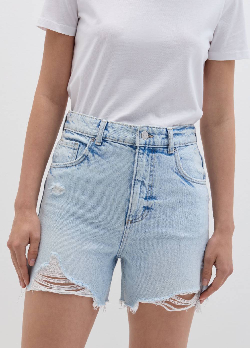 Ovs Shorts mom fit in denim con strappi Convenienza