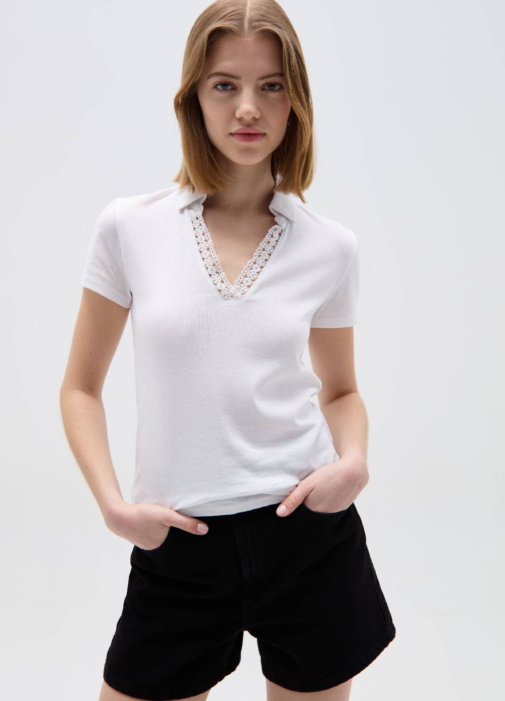 Ovs T-shirt scollo a polo con inserto crochet Presa