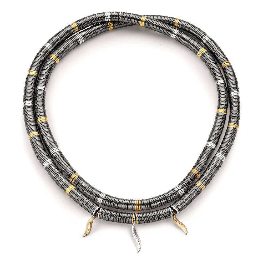 Paola Grande Gioielli FLAME Collana lunga in ematite con pendenti In Linea