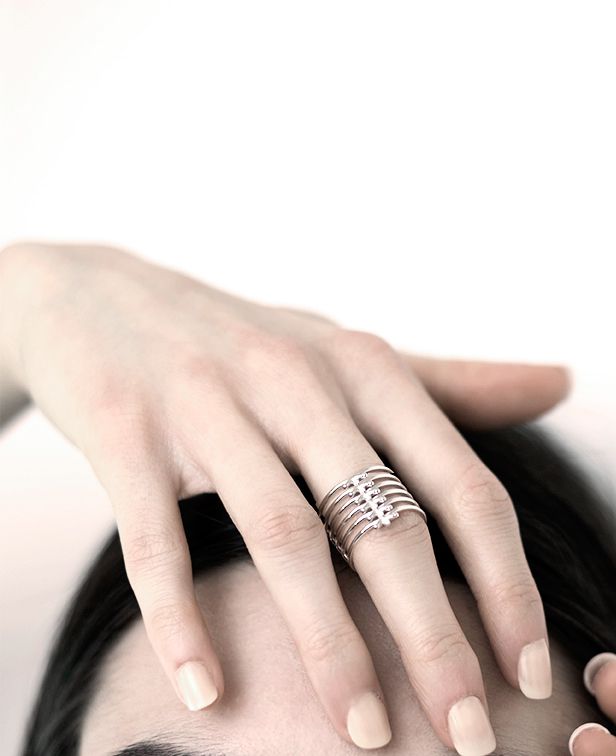 Paola Grande Gioielli SPINAE Anello 'Spinae' 6 elementi oro bianco Moda