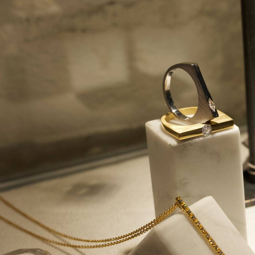Paola Grande Gioielli CONGIUNZIONI Anello 'Congiunzioni' con marquise Pezzi Unici