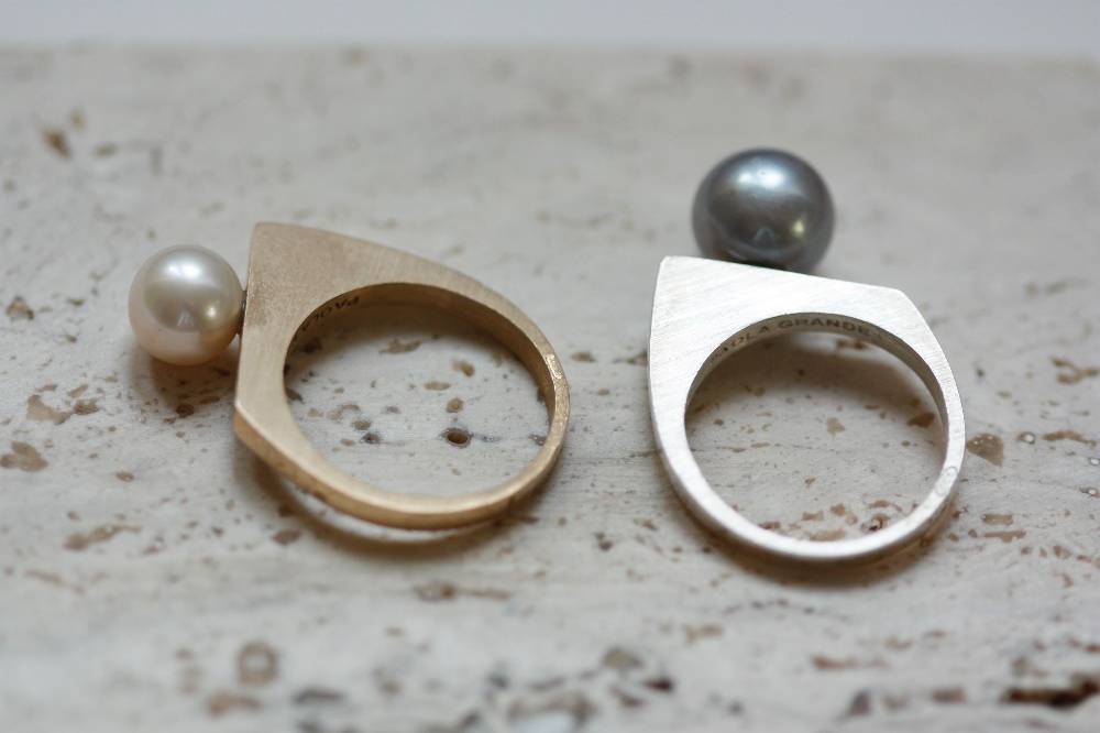 Paola Grande Gioielli CONGIUNZIONI Anello componibile 'Congiunzioni' con perla bianca Sconto