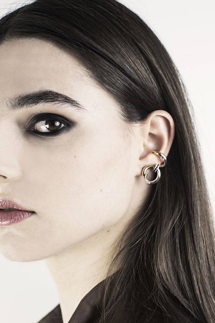 Paola Grande Gioielli NEON Riccioli 'Neon' con bullone e pietre nere Soddisfazione Garantita