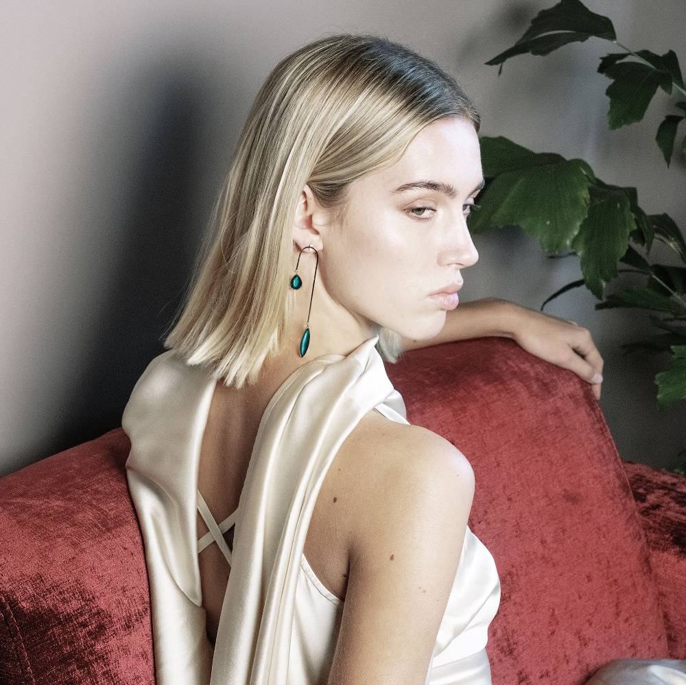 Paola Grande Gioielli AURUM Orecchini amo curvo medio Negozio online di fabbrica