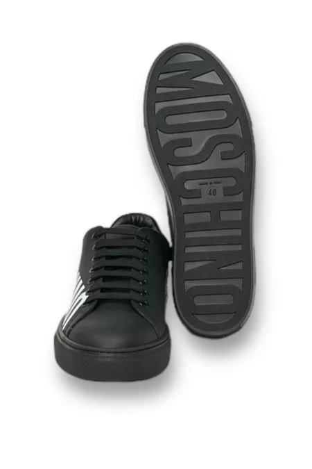 MOSCHINO SCARPA MOSCHINO M15012G1IGA0 000 Stile elegante con tocco lussuoso. Comfort e stile imbattibili Novità