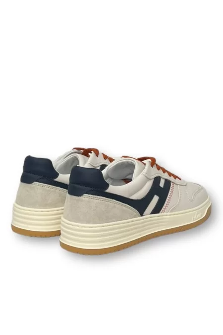 HOGAN Scarpa Sneaker Hogan H630 Allacciato Moderna e confortevole, perfetta per ogni occasione. Acquistala ora! Colore: Blu scuro Materiale: Pelle di alta qualità Stile: Casual elegante Disponibile negli uomini taglie Vendita Economica