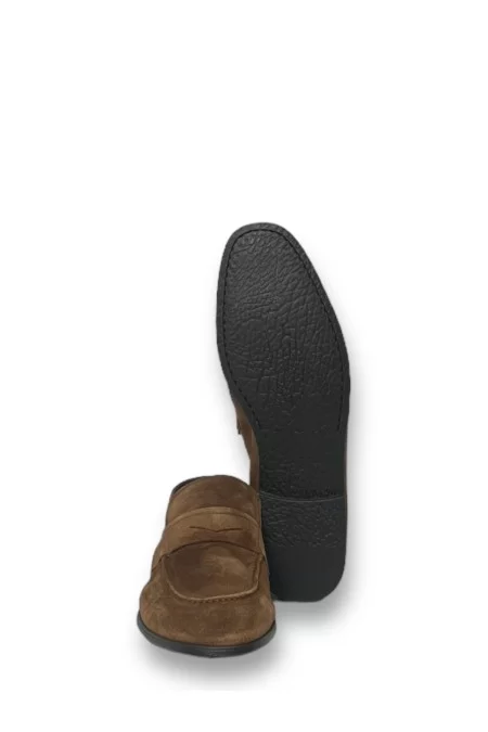 MILLE 885 è il brand leader di mocassini di alta qualità. Comfort e stile Offerta