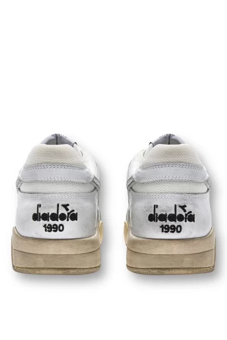 DIADORA B560 USATO DIADORA 201.180117 20006 Scarpa sportiva Diadora usata con design moderno e confortevole Italy