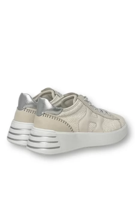 HOGAN Scarpe Hogan Scopri le iconiche sneakers di Hogan, sinonimo di stile e qualità Qualità