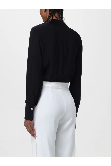 ELISABETTA FRANCHI ELISABETTA FRANCHI: Maglietta aderente di alta qualità Maglietta aderente per un look elegante e confortevole. Ideale per tutte le occasioni Spedizione Gratuita