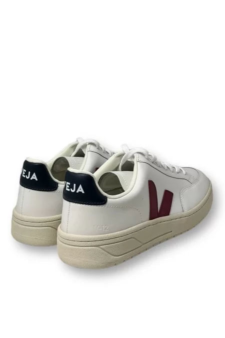 VEJA V-12 Negozio