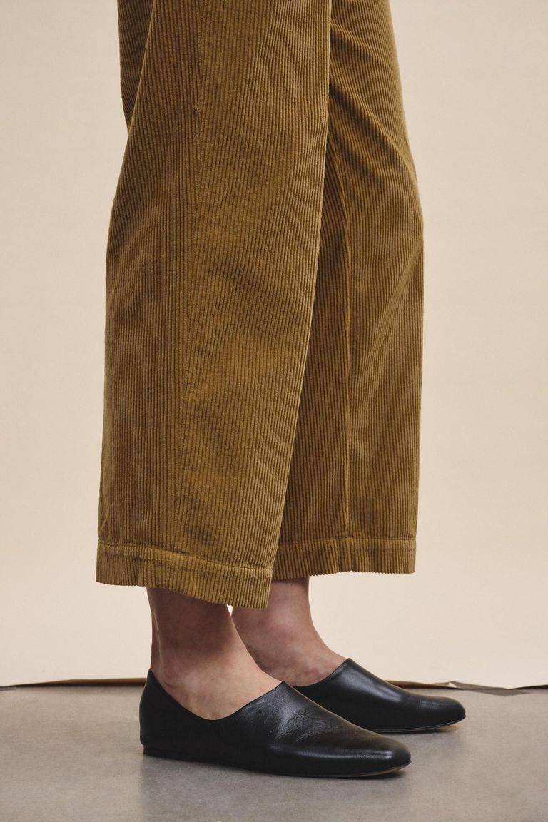 Pomandere Pantalone con pince in velluto a coste Promozione Limitata