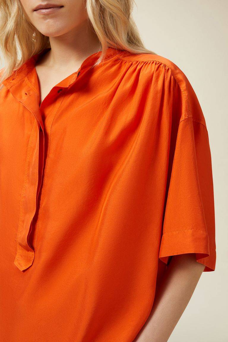 Pomandere Camicia con abbottonatura a polo 2025