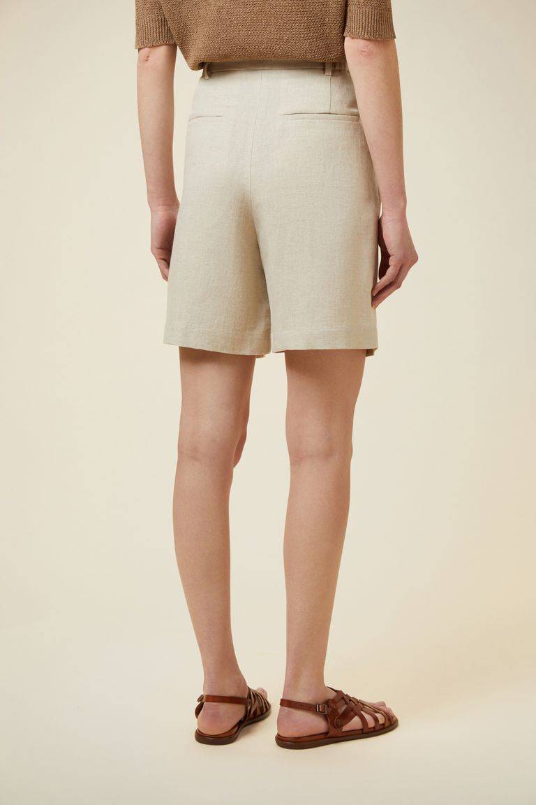 Pomandere Shorts con pinces Spedizione Gratuita