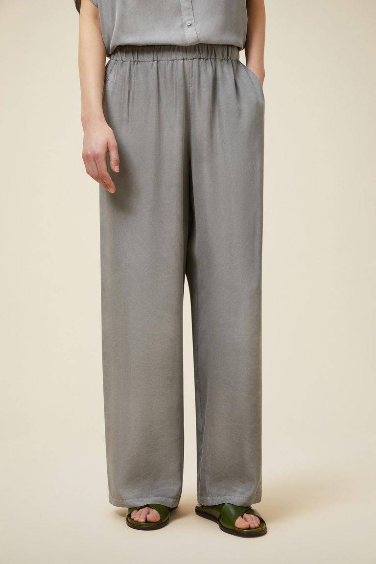 Pomandere Pantalone ampio con elastico in vita, tinto naturalmente Presa