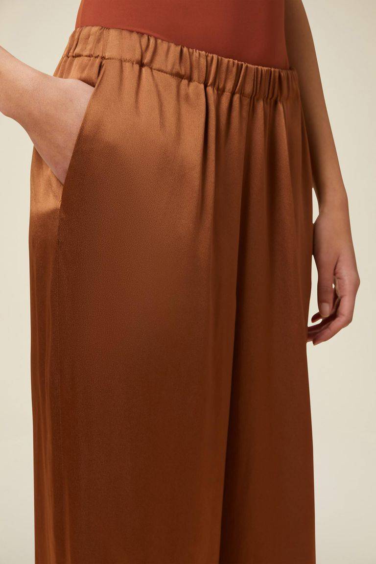 Pomandere Pantalone ampio con elastico in vita lucido Qualità Garantita