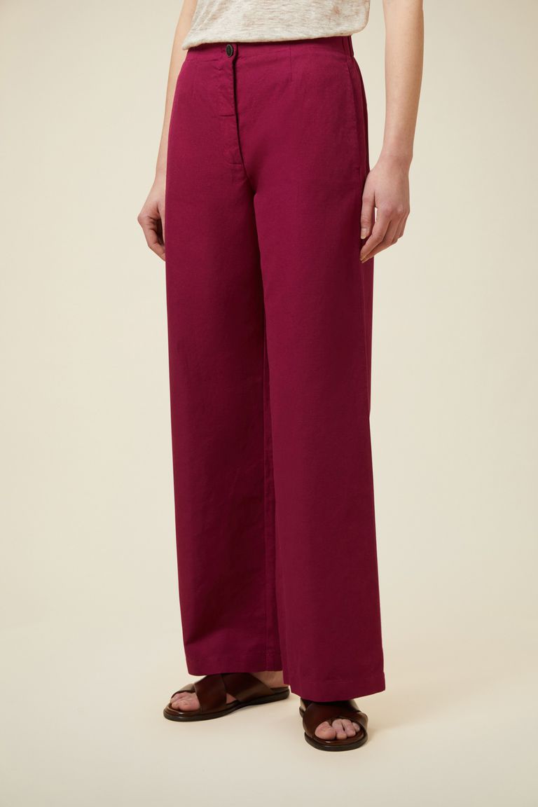 Pomandere Pantalone con gamba leggermente ampia Convenienza