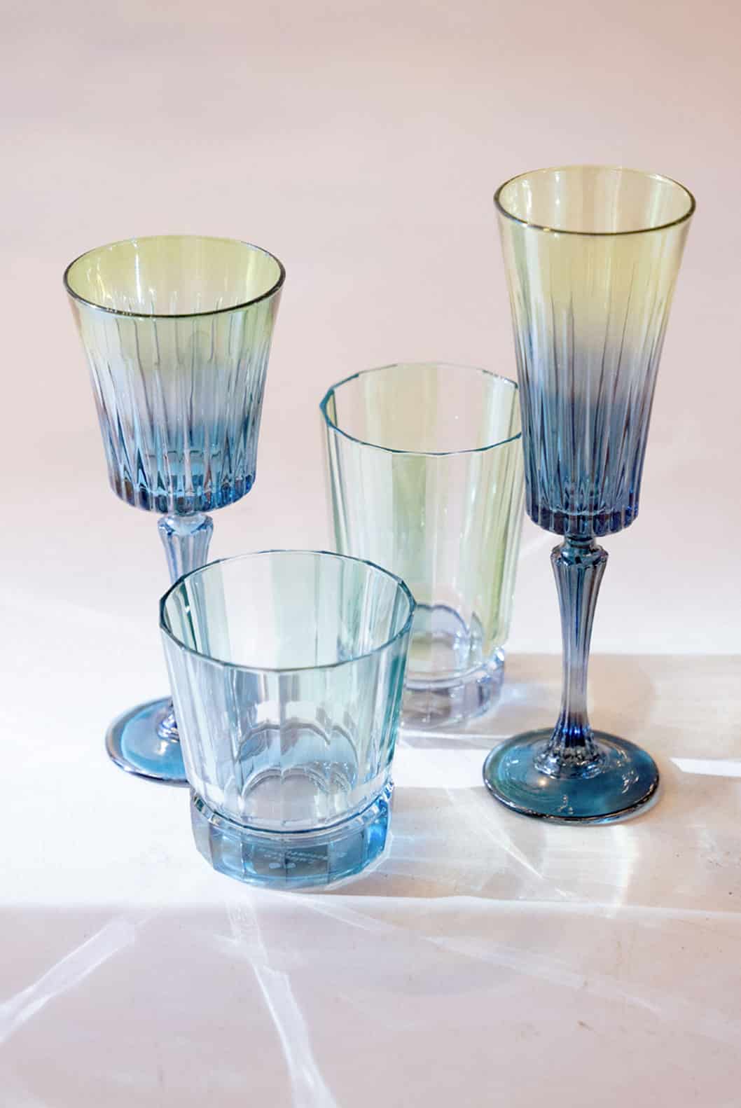 Luisa Beccaria Set di due bicchieri Duccio grandi a righe verdi con base blu Presa
