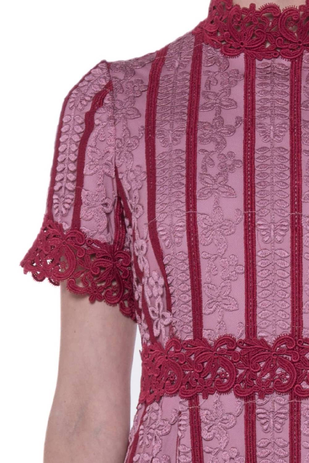 Luisa Beccaria Abito ricamato in macramè Qualità