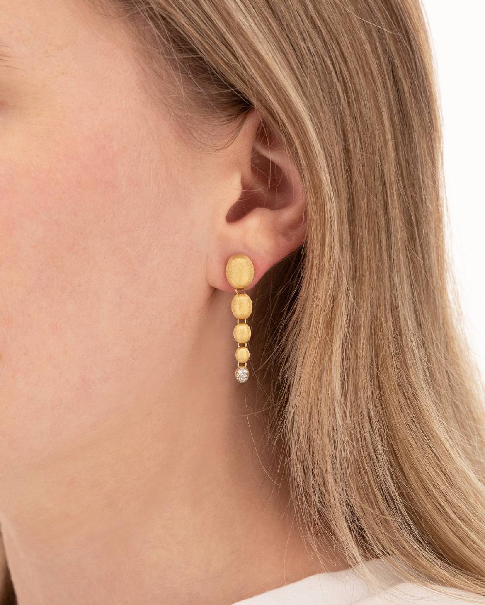 Nanis orecchini "nuvolette" pendenti con boules degradè in oro e diamanti – Nanis Italian Jewels In Linea