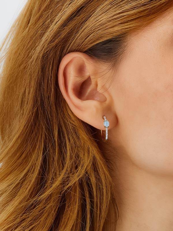 Nanis Orecchini a cerchio "DANCING AZURE" in oro, diamanti e acquamarina – Nanis Italian Jewels Acquista Ora