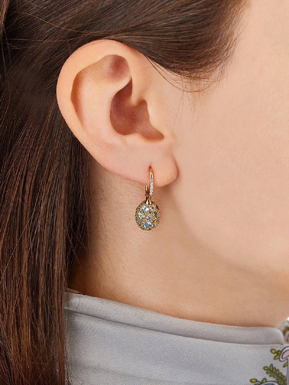Nanis Orecchini CILIEGINE "DANCING REVERSE" double face in oro, diamanti blu – Nanis Italian Jewels Offerta speciale