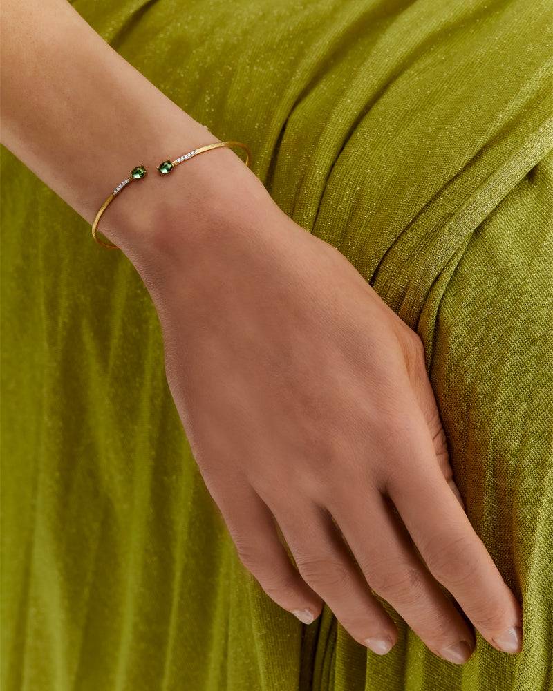 Nanis Bracciale a schiava "DANCING TOURMALINES" in oro, diamanti e tormalina – Nanis Italian Jewels Solo un giorno rimasto