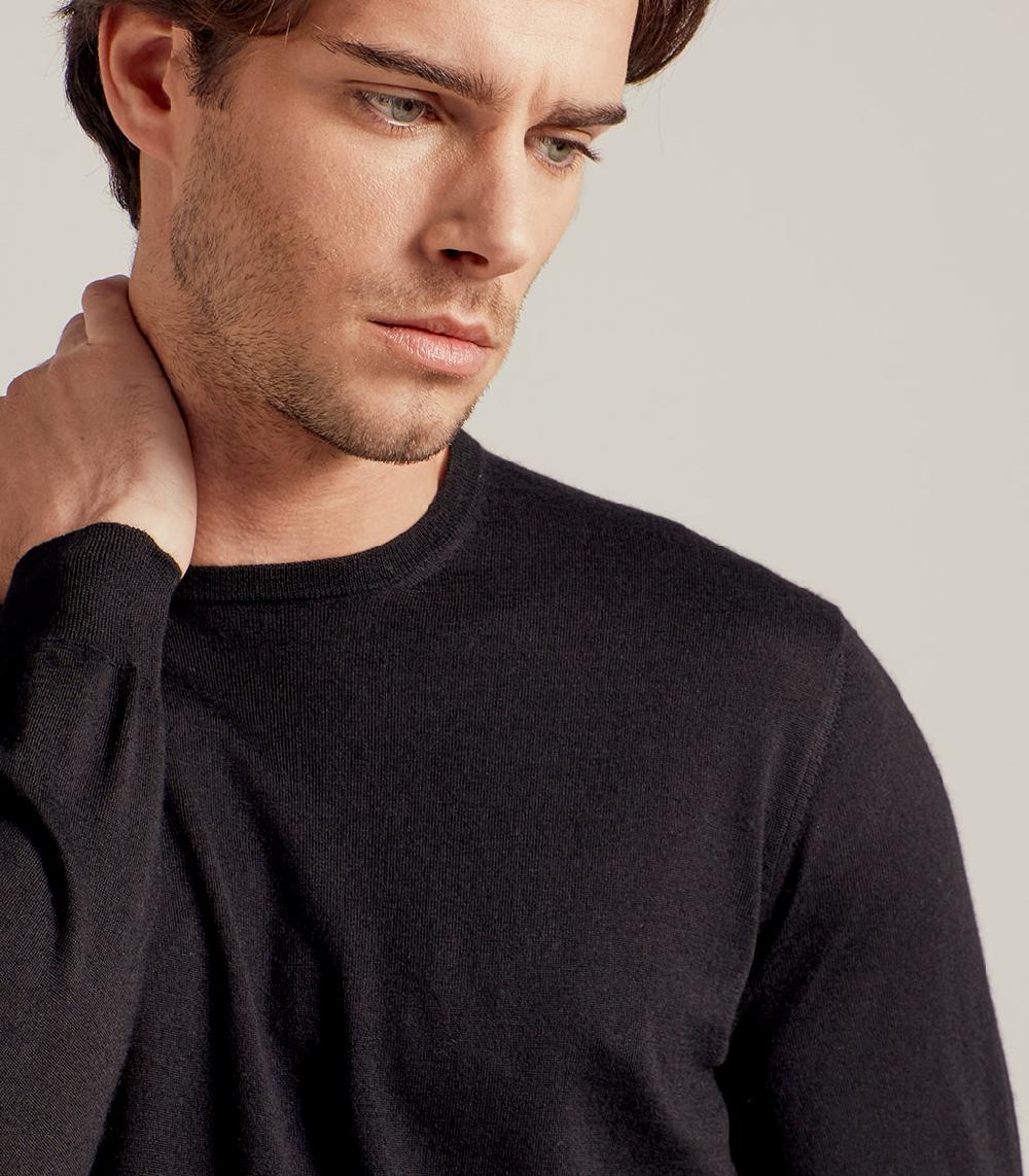 S.Moritz GIROCOLLO LANA SETA CASHMERE - NERO Negozio
