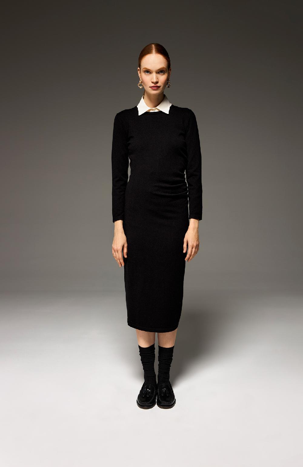 Seventy Abito lungo aderente in viscosa stretch - Col. Nero Sconto