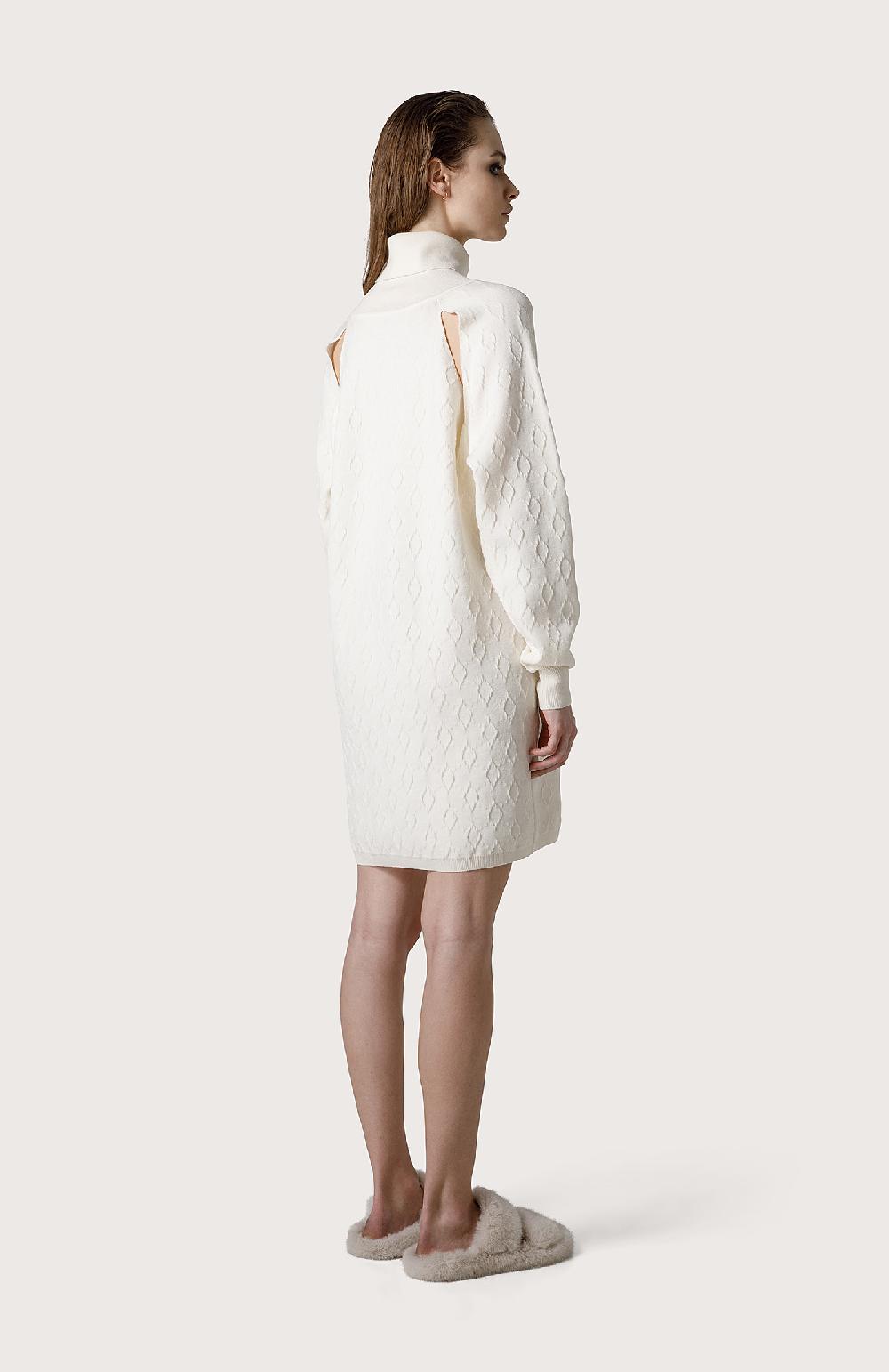 Seventy Abito tricot - Col. Bianco Negozio