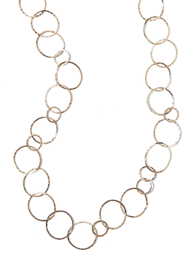 Silvia Gnecchi Chicago necklace Convenienza