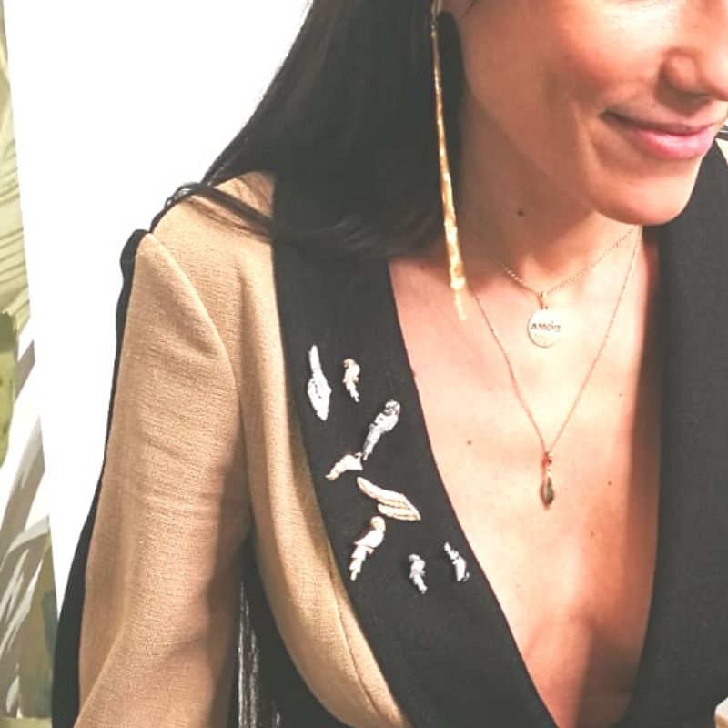 Thais Bernardes Spilla Cockatoo In Saldo