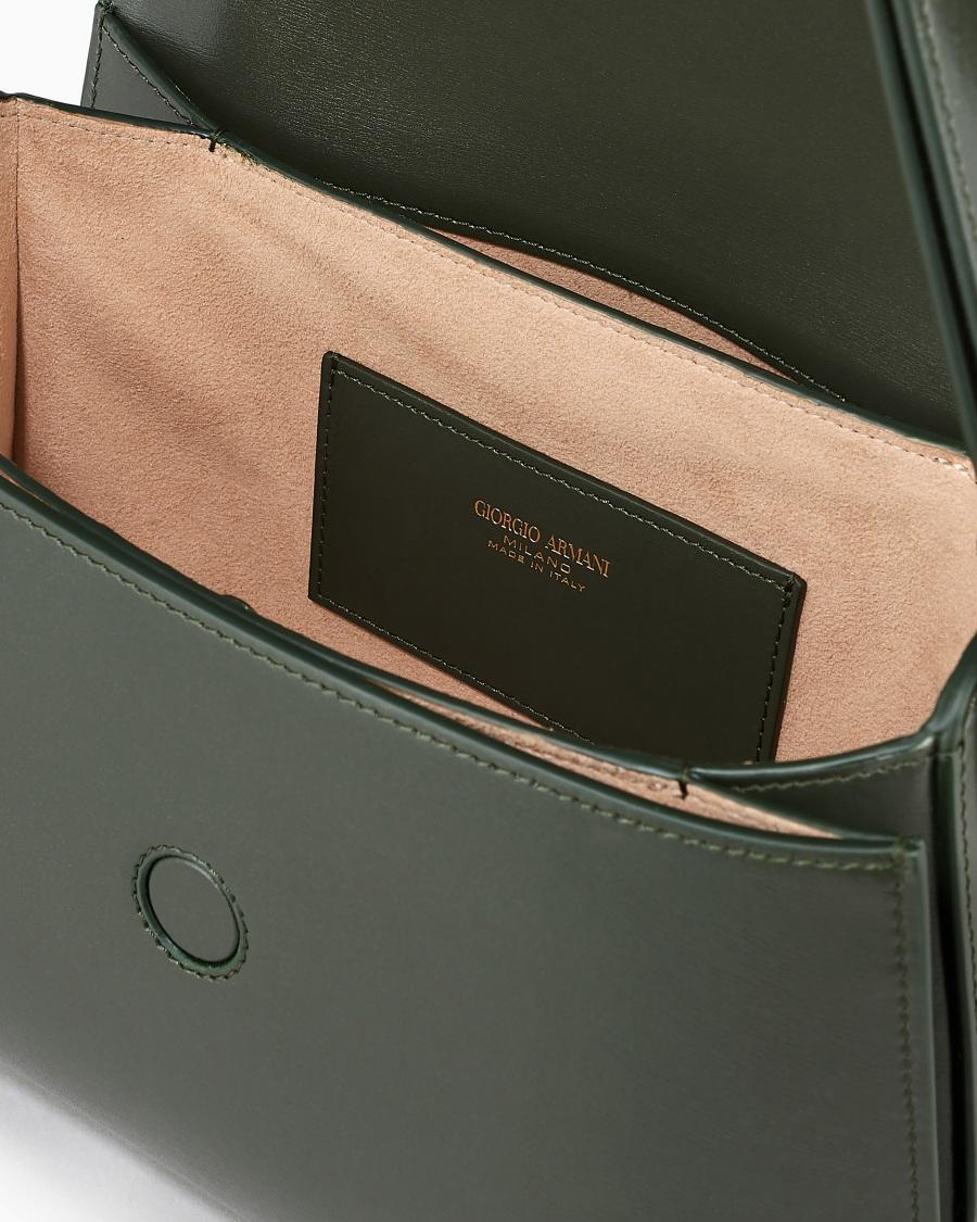 The world of armani BORSA MEDIA LA PRIMA IN PELLE PALMELLATA Offerta