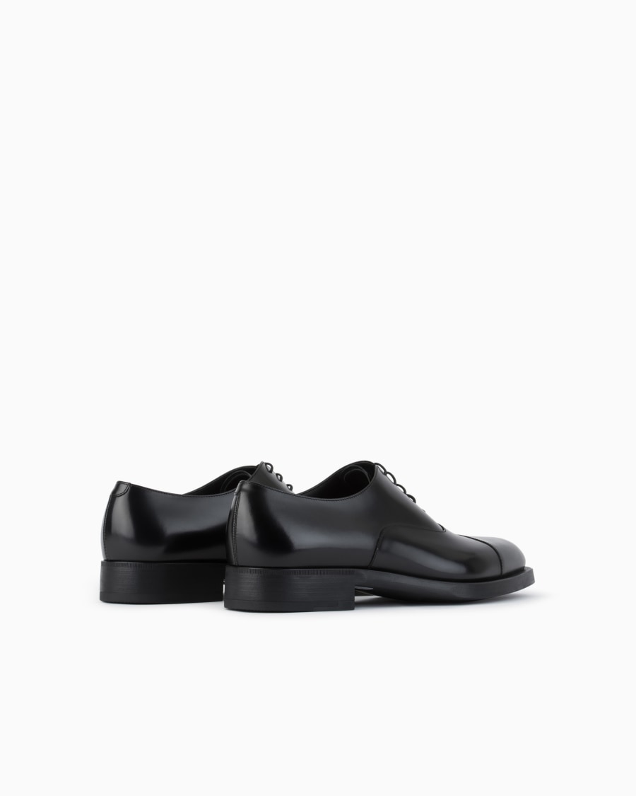 The world of armani OXFORD IN PELLE SFUMATA Nuova