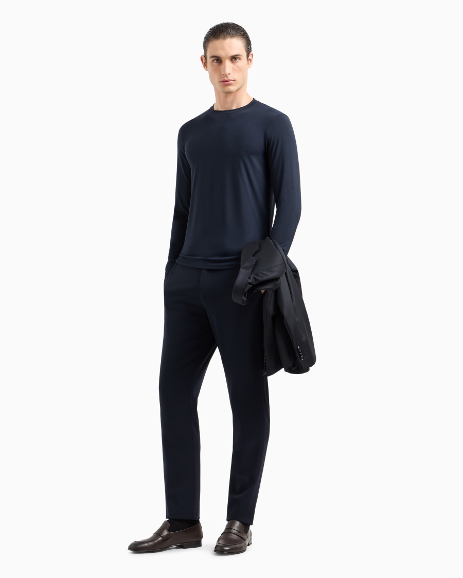 The world of armani MAGLIA GIROCOLLO A MANICHE LUNGHE IN JERSEY DI VISCOSA STRETCH Vendita
