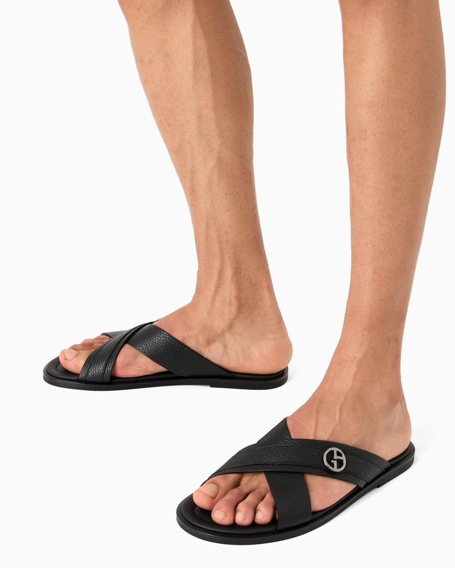 The world of armani SANDALI CROSS IN PELLE GRANATA Promozione