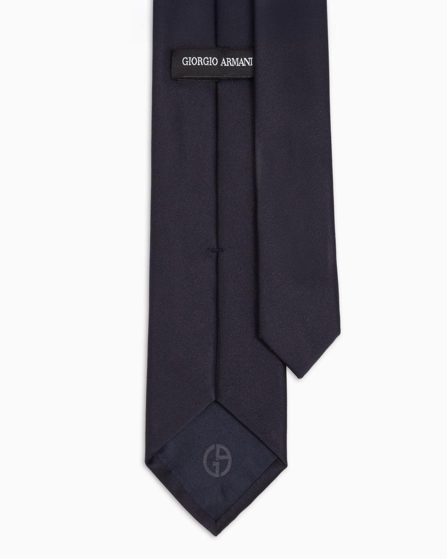 The world of armani CRAVATTA IN PURA SETA Prezzo Ridotto