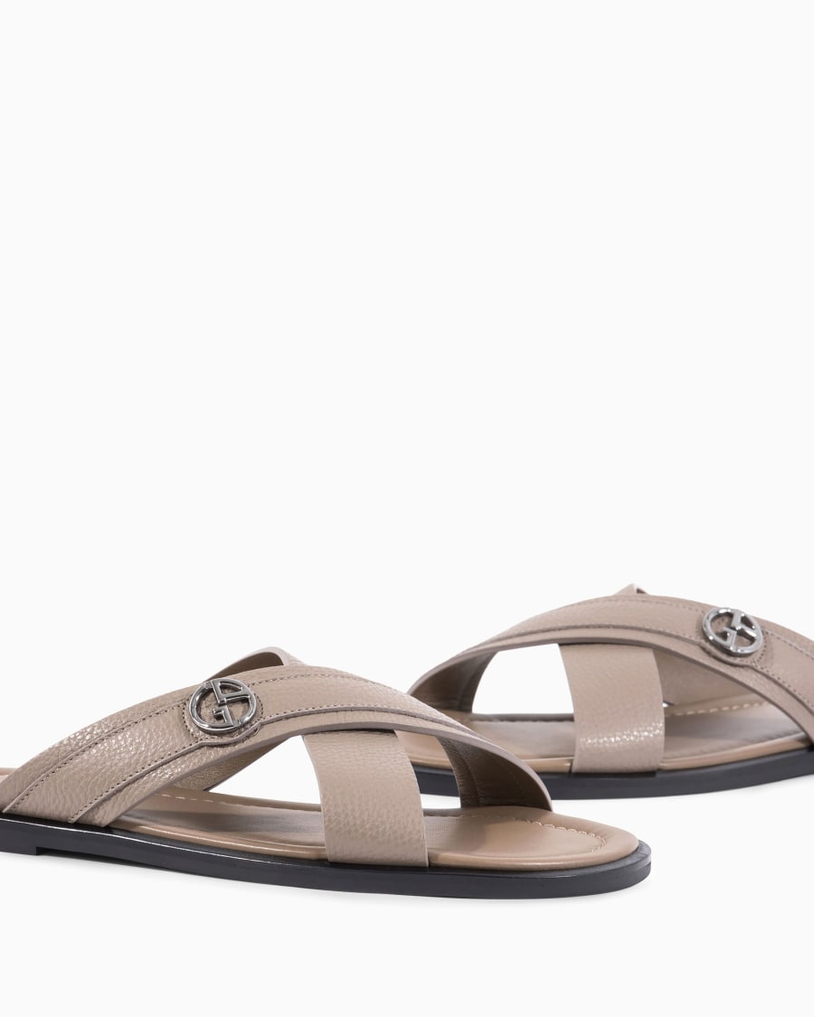 The world of armani SANDALI CROSS IN PELLE GRANATA Affare Del Giorno
