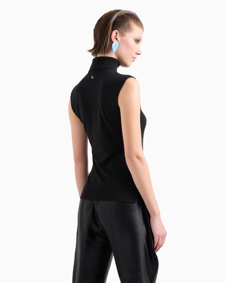 The world of armani TOP CON COLLO A LUPETTO IN LANA VERGINE Nuova