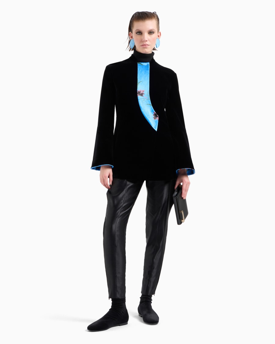The world of armani TOP CON COLLO A LUPETTO IN LANA VERGINE Nuova