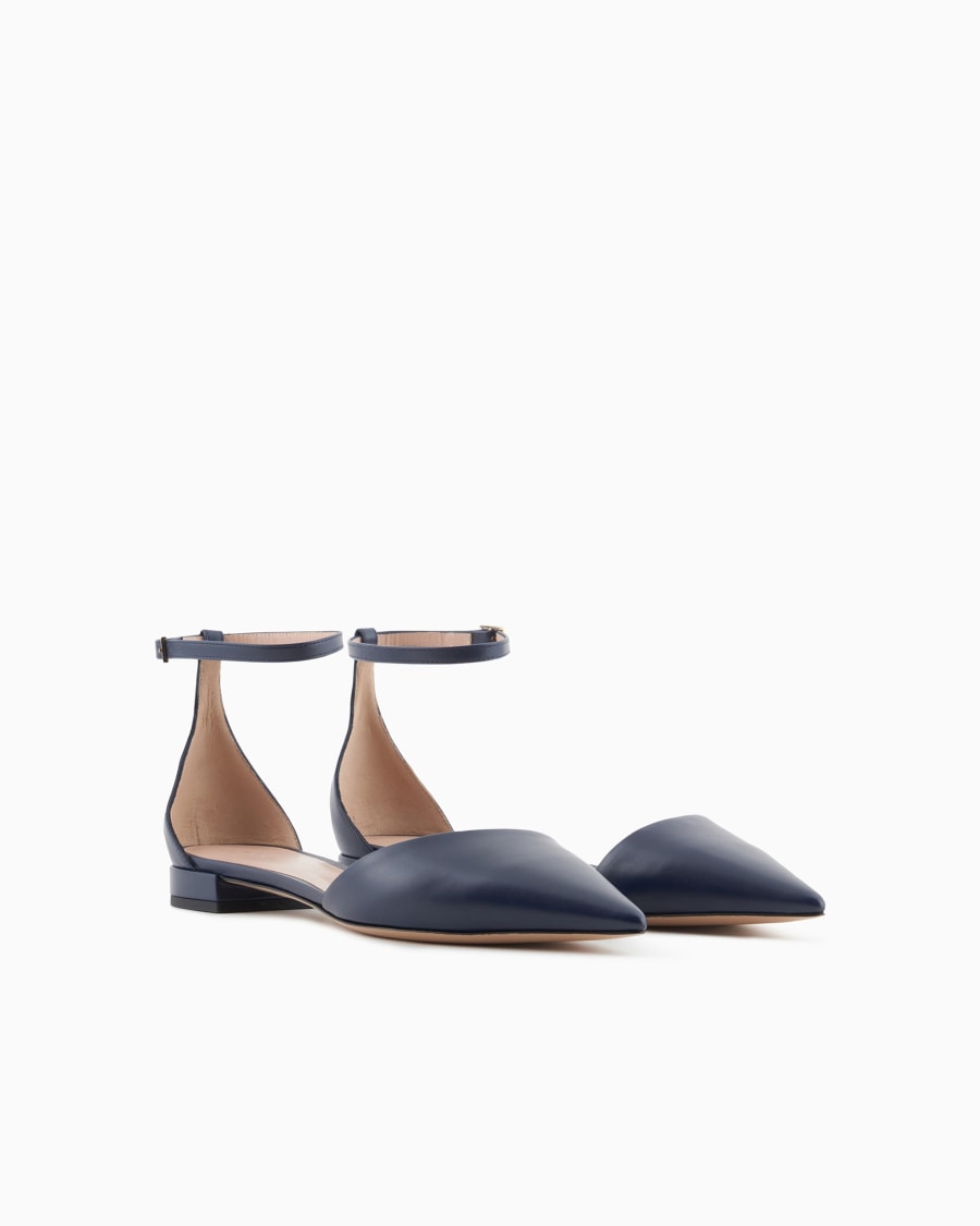 The world of armani BALLERINE CON CINTURINO IN PELLE 2025