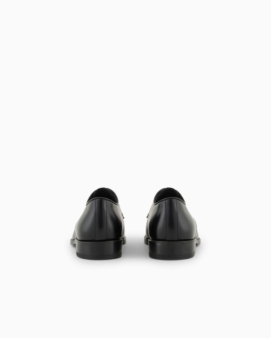 The world of armani DERBY IN PELLE Italia