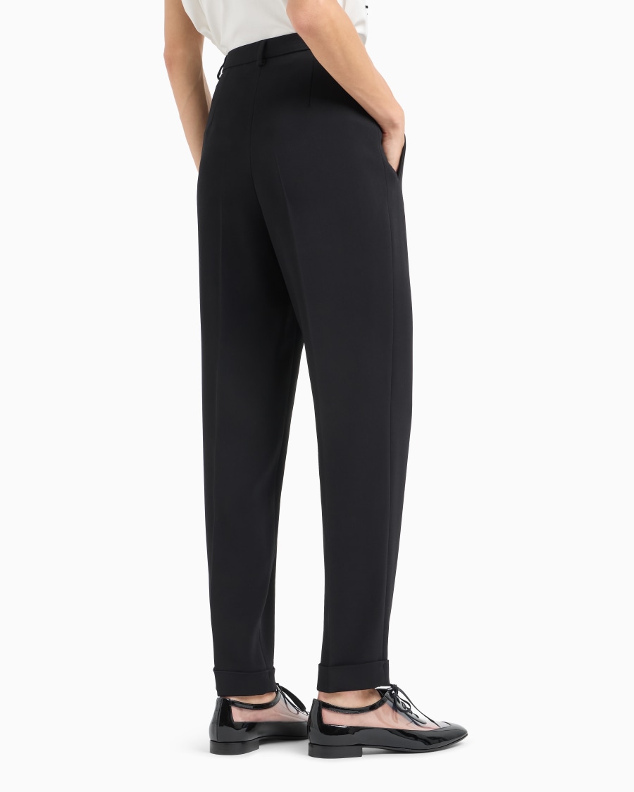 The world of armani PANTALONI DRITTI A UNA PINCE IN CADY DI VISCOSA In Saldo