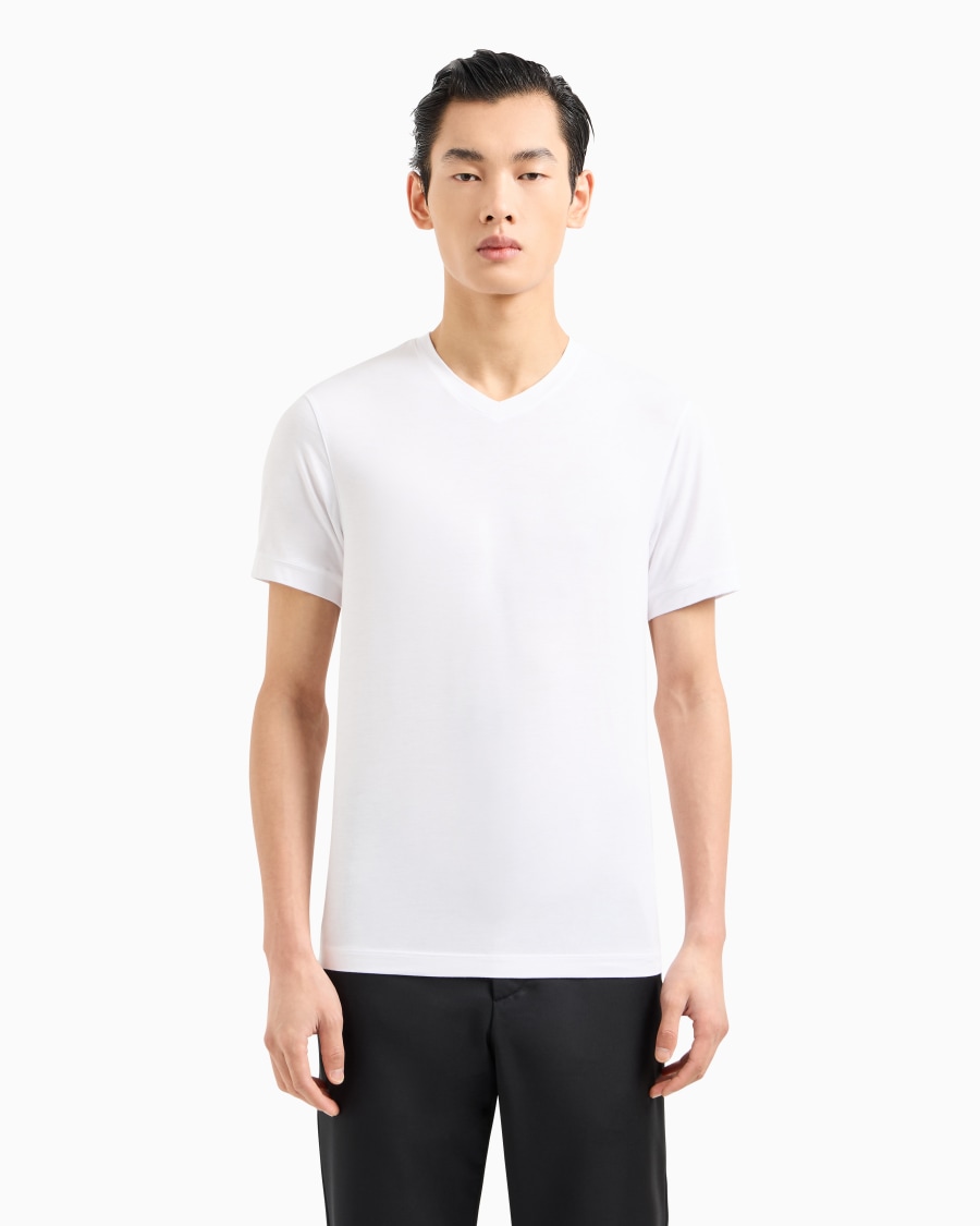 The world of armani T-SHIRT CON SCOLLO A V ICON IN JERSEY DI VISCOSA STRETCH In Vendita