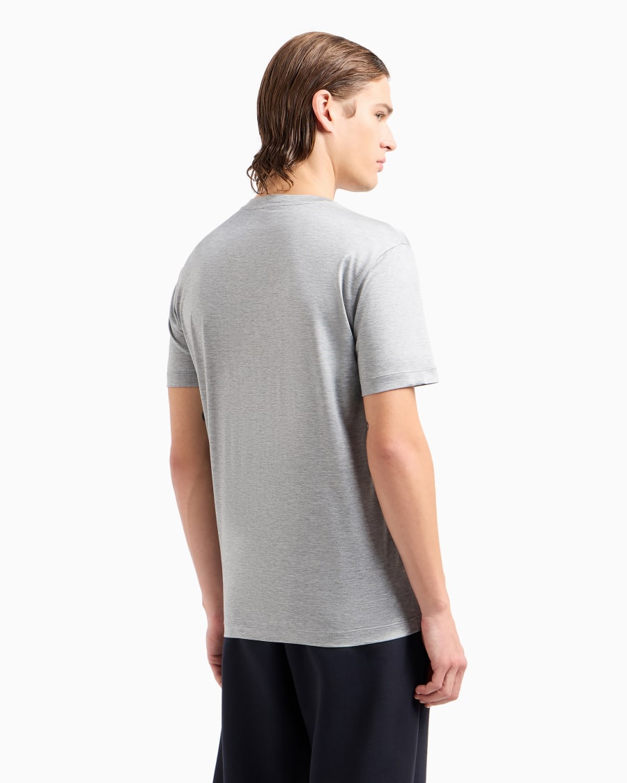 The world of armani T-SHIRT IN JERSEY RASATO DI MISTO SETA E COTONE 2025