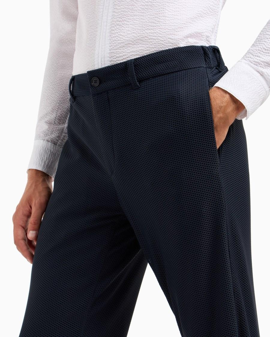 The world of armani PANTALONI FLAT FRONT IN GAUFRÉ TECNICO Affare Del Giorno