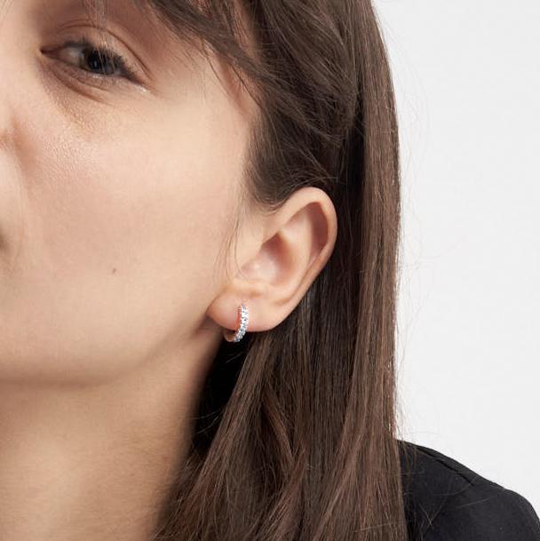 Unoaerre Orecchini in argento con zirconia cubica azzurro | UNOAERRE Gioielli Sconto